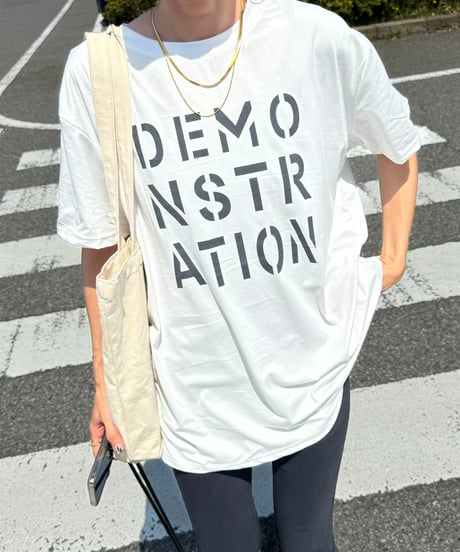 フロントロゴプリントTシャツ(ホワイト)