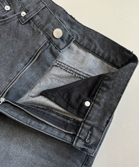 ヒップハートデザインデニムパンツ(ブラック)