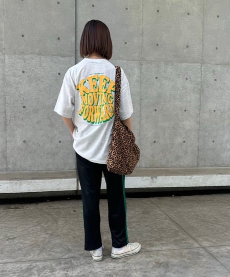 発砲プリントビッグTシャツ（オートミール）