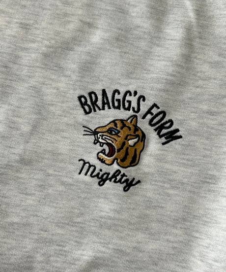 フロントバックTIGER刺繍スウェット(キナリ)