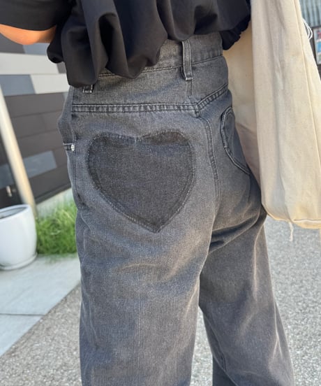 ヒップハートデザインデニムパンツ(ブラック)