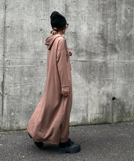 パーカーロングワンピース