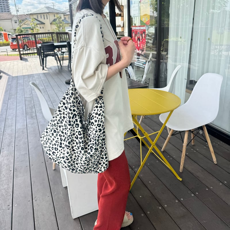 レオパード柄ショルダーバッグ(アイボリー) | COPINE
