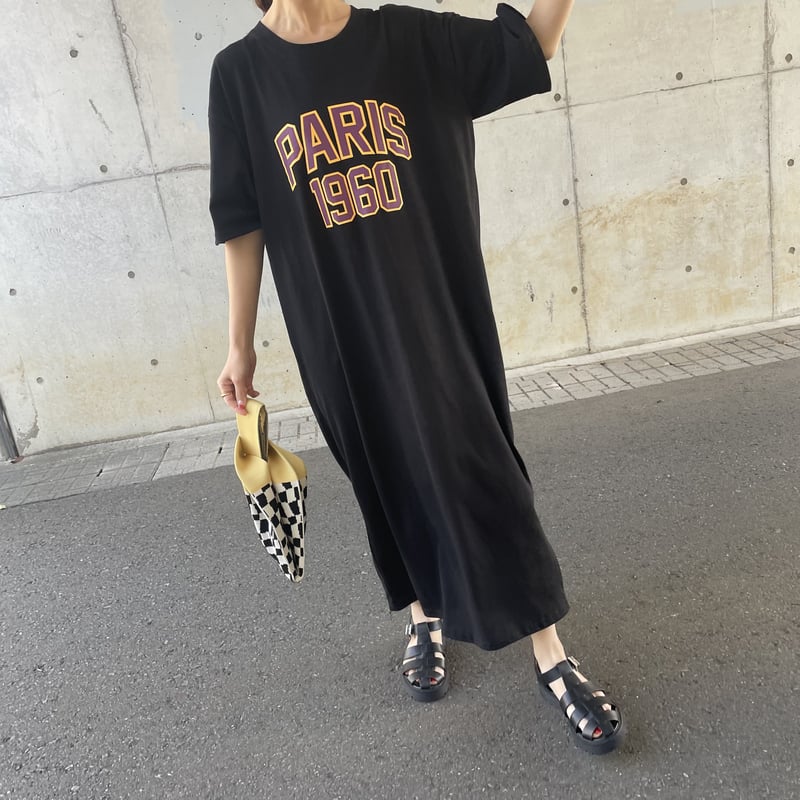 PARISサイドスリットTシャツワンピース(ブラック) | COPINE