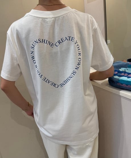ロゴハートバックプリントTシャツ(ブルー)