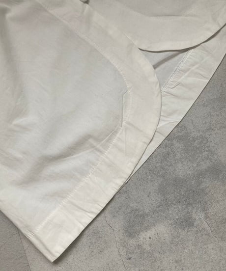ボタンデザインオーバーサイズシャツ