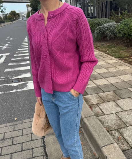 ケーブル編みカラーニットカーディガン