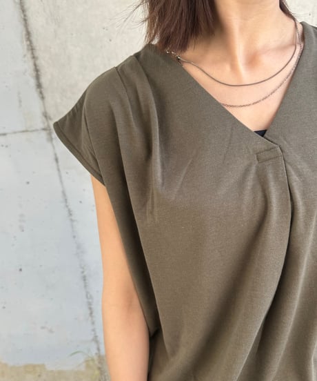 タック入りフレンチスリーブTシャツ(カーキ)
