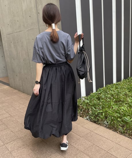 ふんわりバルーンロングスカート