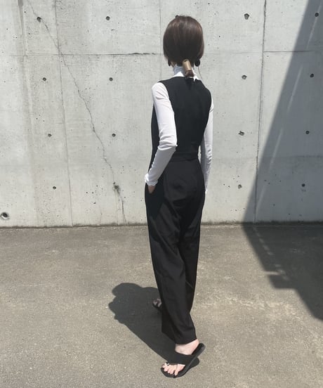 エステルツイルオールインワン(ブラック）