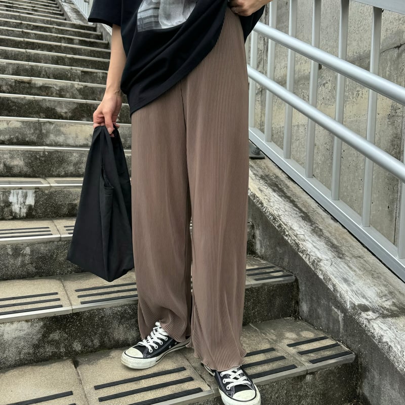 裾メロープリーツパンツ(モカ) | COPINE