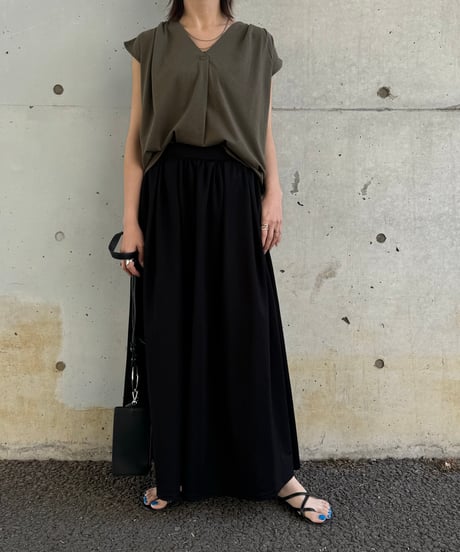 タック入りフレンチスリーブTシャツ(カーキ)