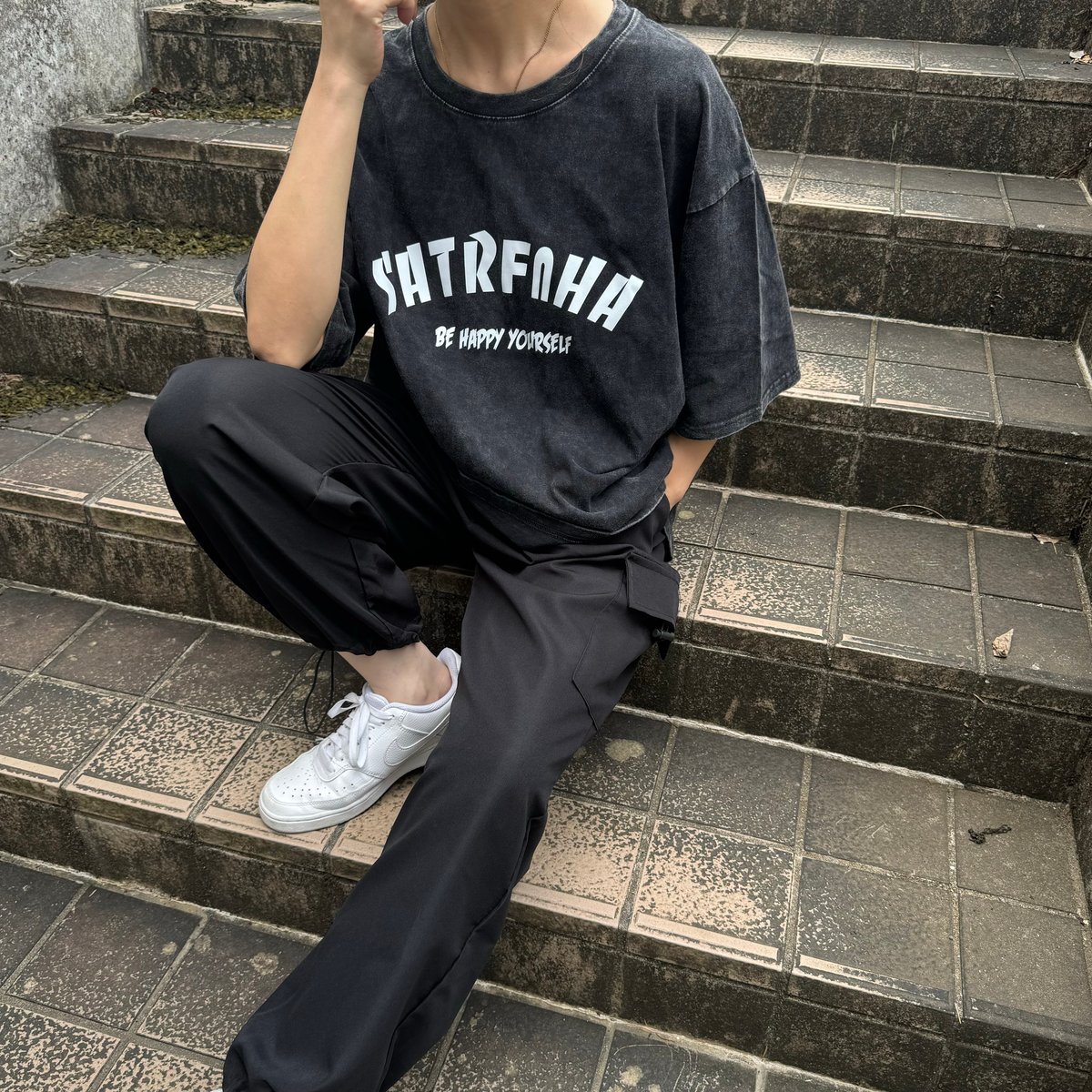 ウォッシュ加工ロゴTシャツ(ブラック) | COPINE