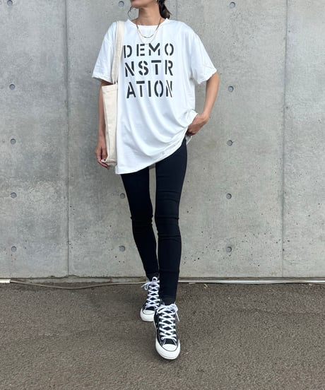フロントロゴプリントTシャツ(ホワイト)