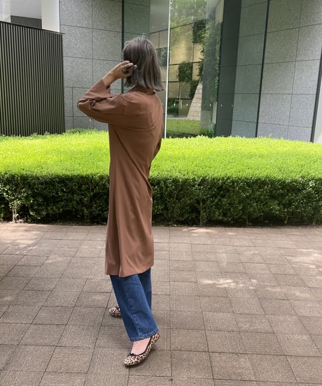 シンプルロングシャツ