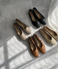 【フラワーカットフラットシューズ(4color/4size）