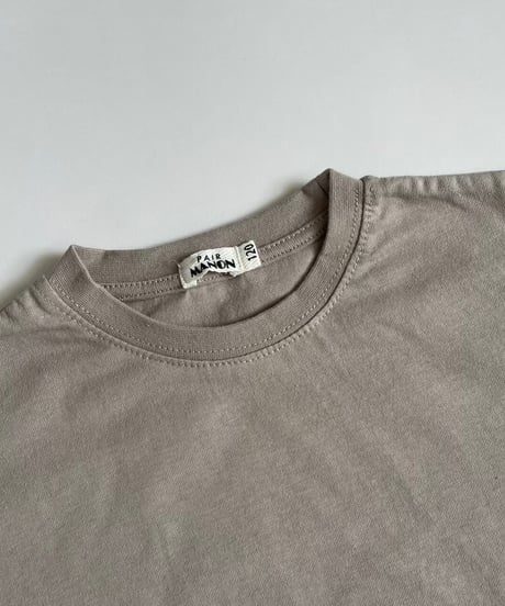【kids】バックプリントグレージュtシャツ(110〜150)
