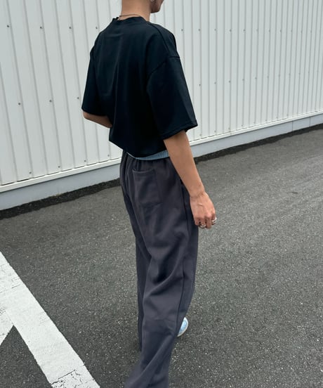 エンボスTシャツ(ブラック)