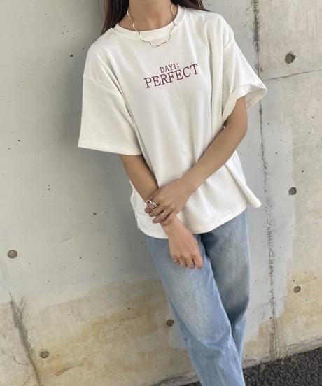 シンプルロゴtシャツ(ホワイト)