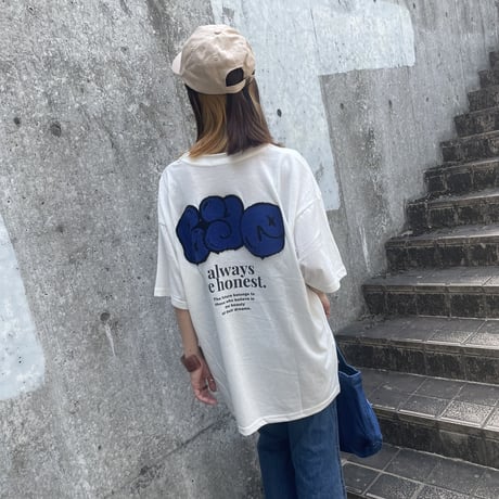 サガラ刺繍ロゴ×プリントビッグTシャツ（ホワイト）