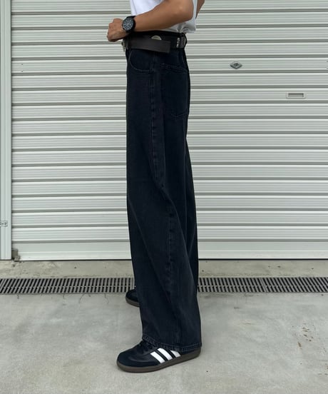 カーブデニムパンツ(ブラック)