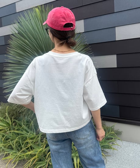 ピグメント加工ロゴプリントtシャツ (オフホワイト)