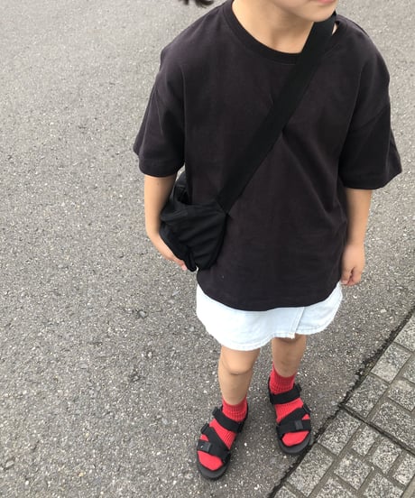 【kids】バック英字&フォトプリントtシャツ(110〜150)