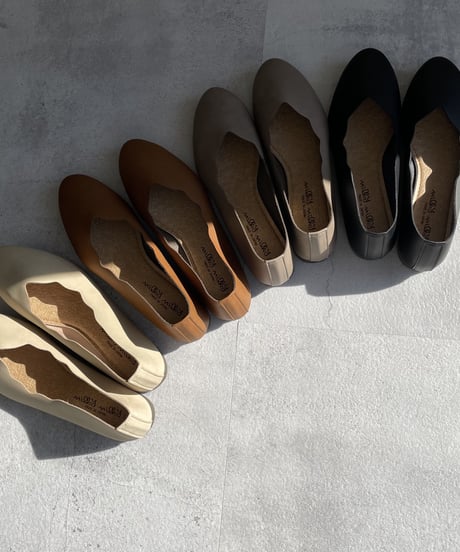 【フラワーカットフラットシューズ(4color/4size）