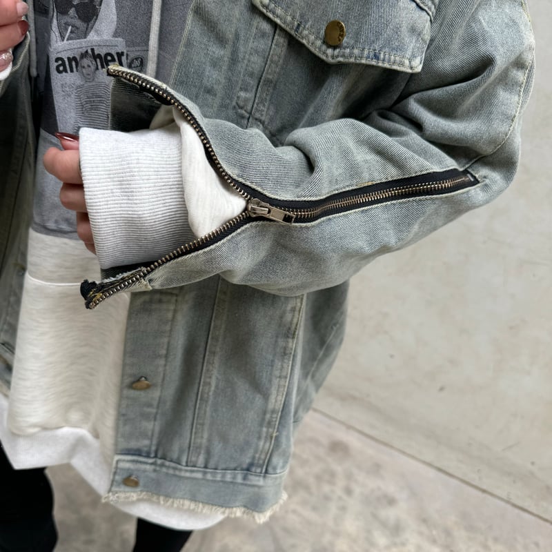 フランシュリッペ　フリルが可愛いデニムジャケット　ファスナー　未使用 フランシュリッペ フリルが可愛いデニムジャケット ファスナー