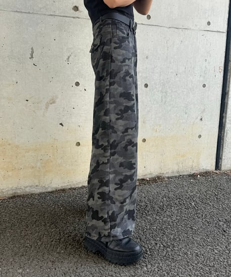 迷彩ハイウエストワイドデニムパンツ