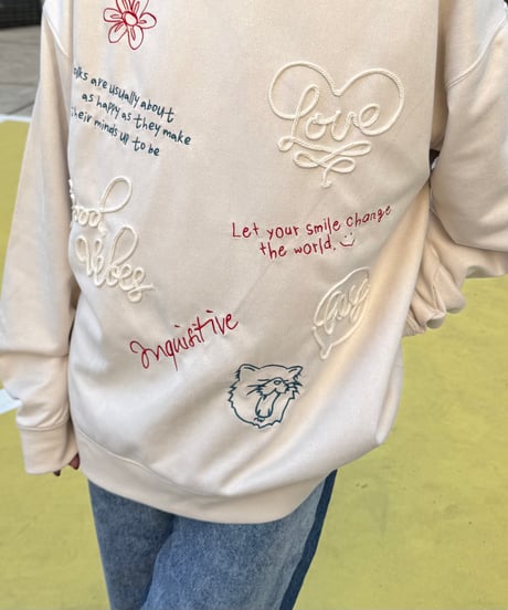 ロープ＆刺繍ラクガキポンチスウェードスウェット(アイボリー)