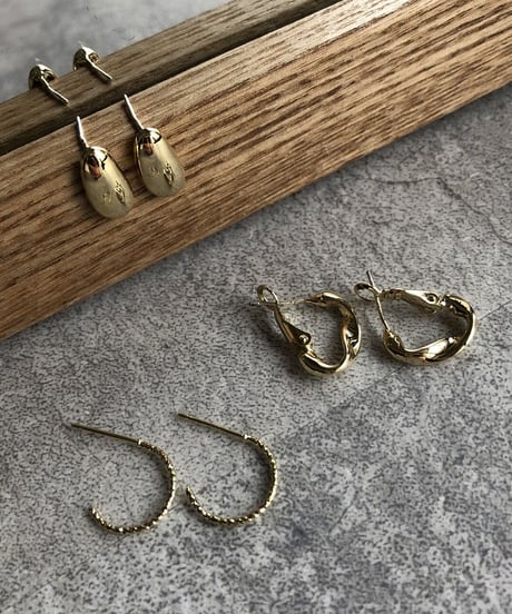 シンプルデザインピアス3点セット(2color)