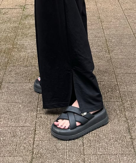 接触冷感ギャザータックワイドパンツ(ブラック)