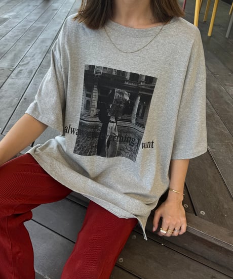 モノクロフォトプリントTシャツ(グレー)