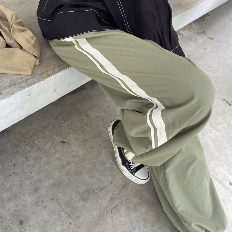 Blue Fronce カーキ　サイドラインワイドパンツ ☆新作【BLUE FRONCE｜ブルーフロンセ】サイドライン ワイドパンツ