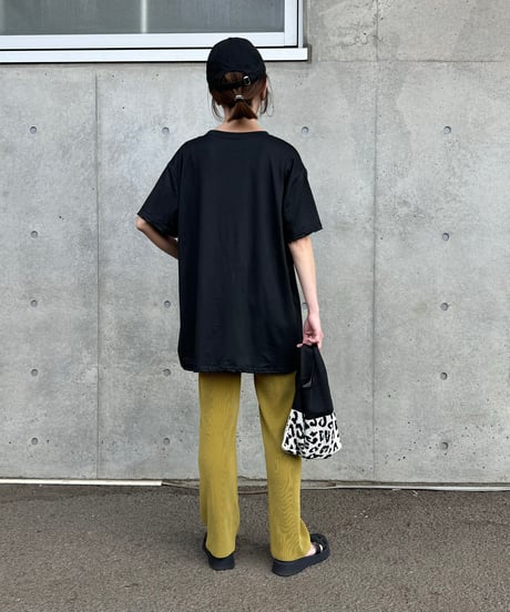フロントロゴプリントTシャツ(ブラック)