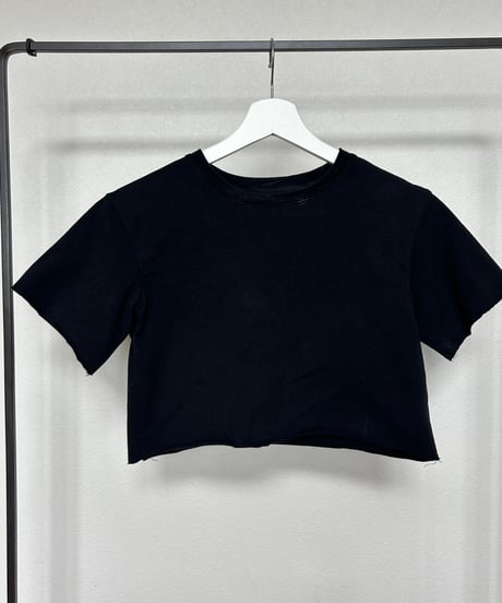 シンプルショート丈Tシャツ(ブラック)