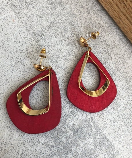ドロップ型ウッドメタルピアス（3color）