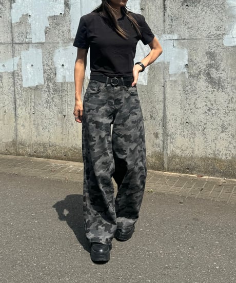 迷彩ハイウエストワイドデニムパンツ