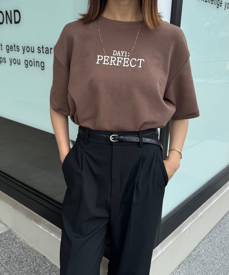 シンプルロゴtシャツ(ブラウン) | COPINE
