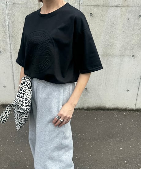 エンボスTシャツ(ブラック)