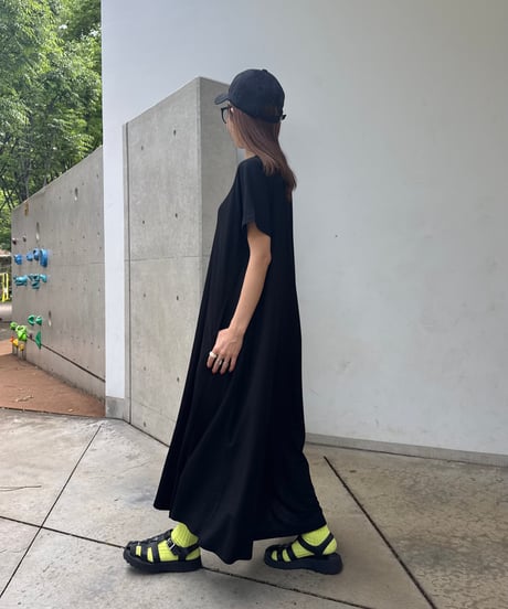 接触冷感フレアロングワンピース