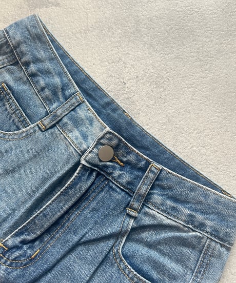 ハイウエストダメージデニムパンツ