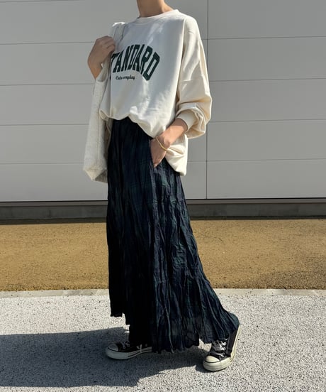 フロント＆スリーブロゴスウェット(アイボリー)