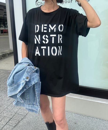 フロントロゴプリントTシャツ(ブラック)