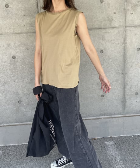 大人ベーシックシンプルノースリーブ（ベージュ）
