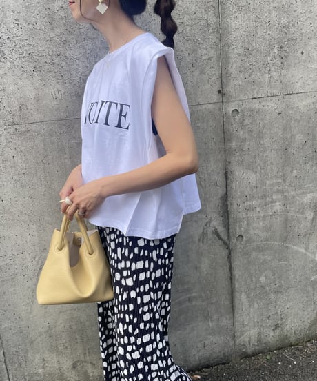 FAVORITEロゴカットソー(アイボリー)