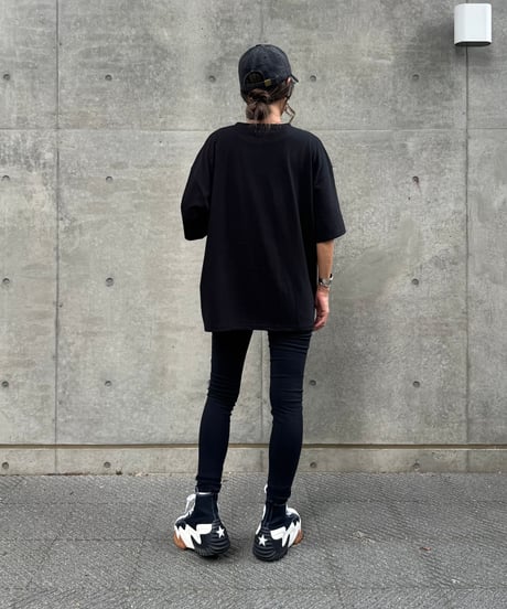 レタリングTシャツ(ブラック)