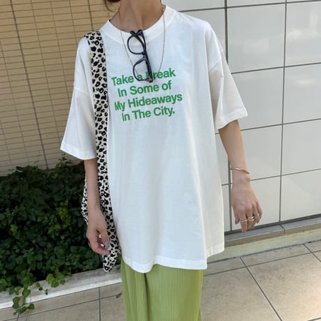 発泡ロゴプリントビッグtシャツ (オフホワイト)