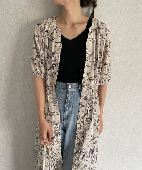 キーネック花柄5分袖ガウンワンピース(ベージュ)